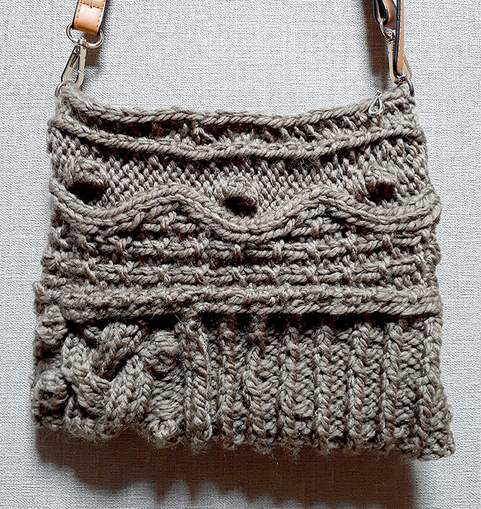 模様編みのショルダーバッグ